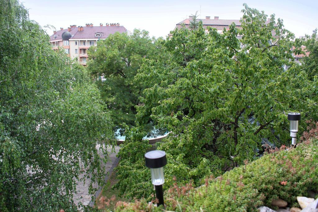 Aquarius Apartman Szeged Buitenkant foto